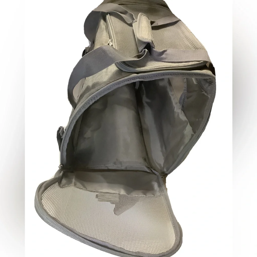 Prodigen Pet Carrier Bag - Medium for small dog or cat gray 17L x 10W x 11H.